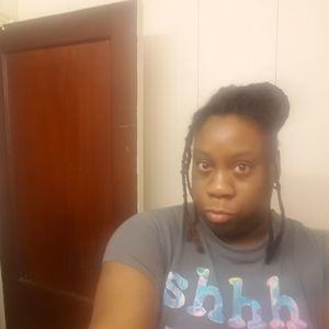 Meet your Posher, Yvette